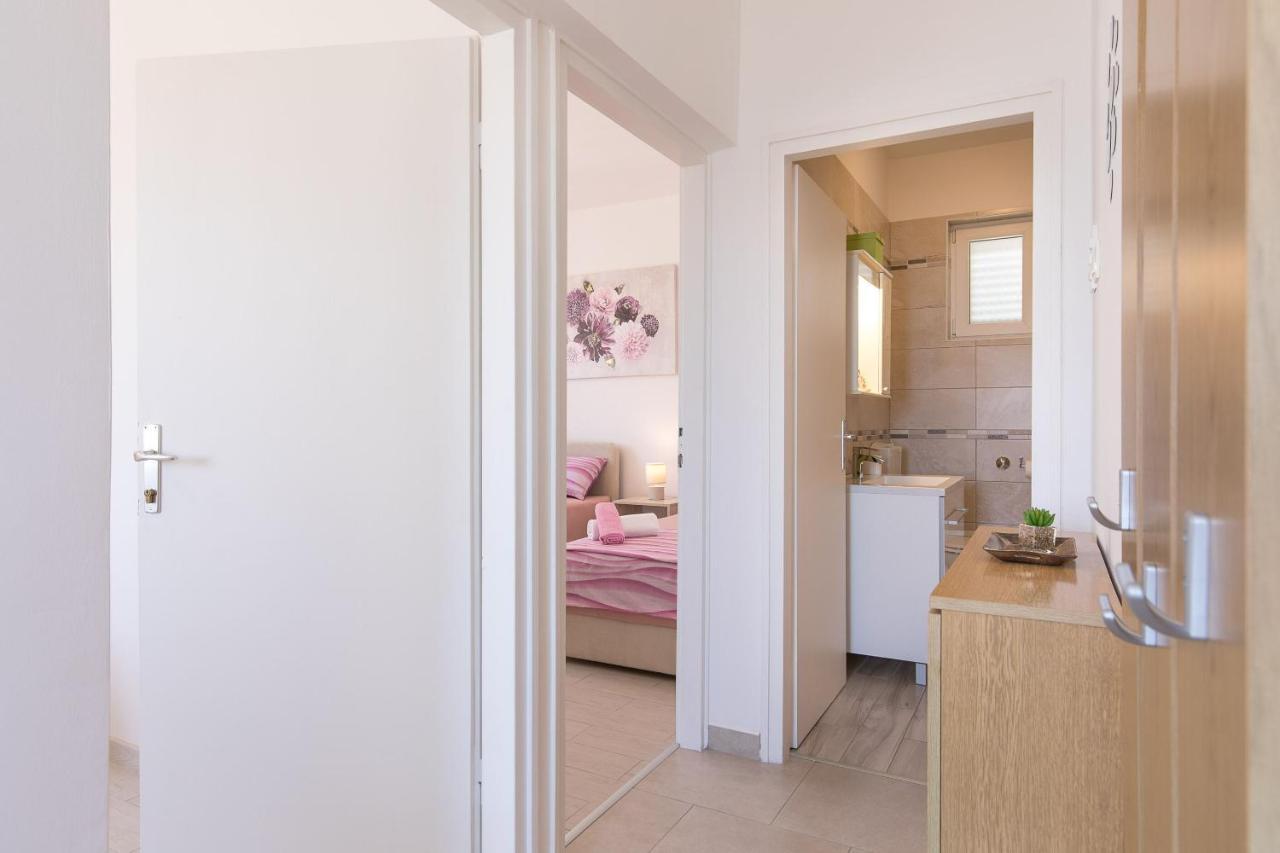 Apartment Oleander ปูนัต ภายนอก รูปภาพ